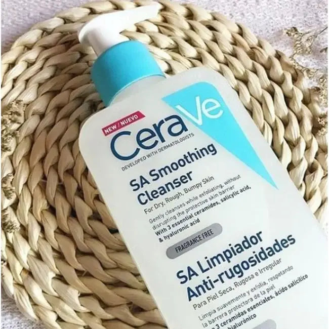 SA Smoothing Cleanser 236ml - CeraVe