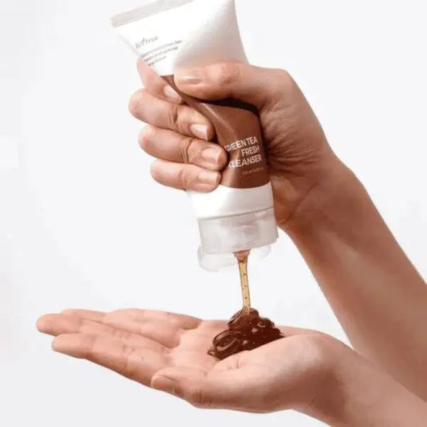 غسول منعش بالشاي الأخضر 120 مل - إيزنتري